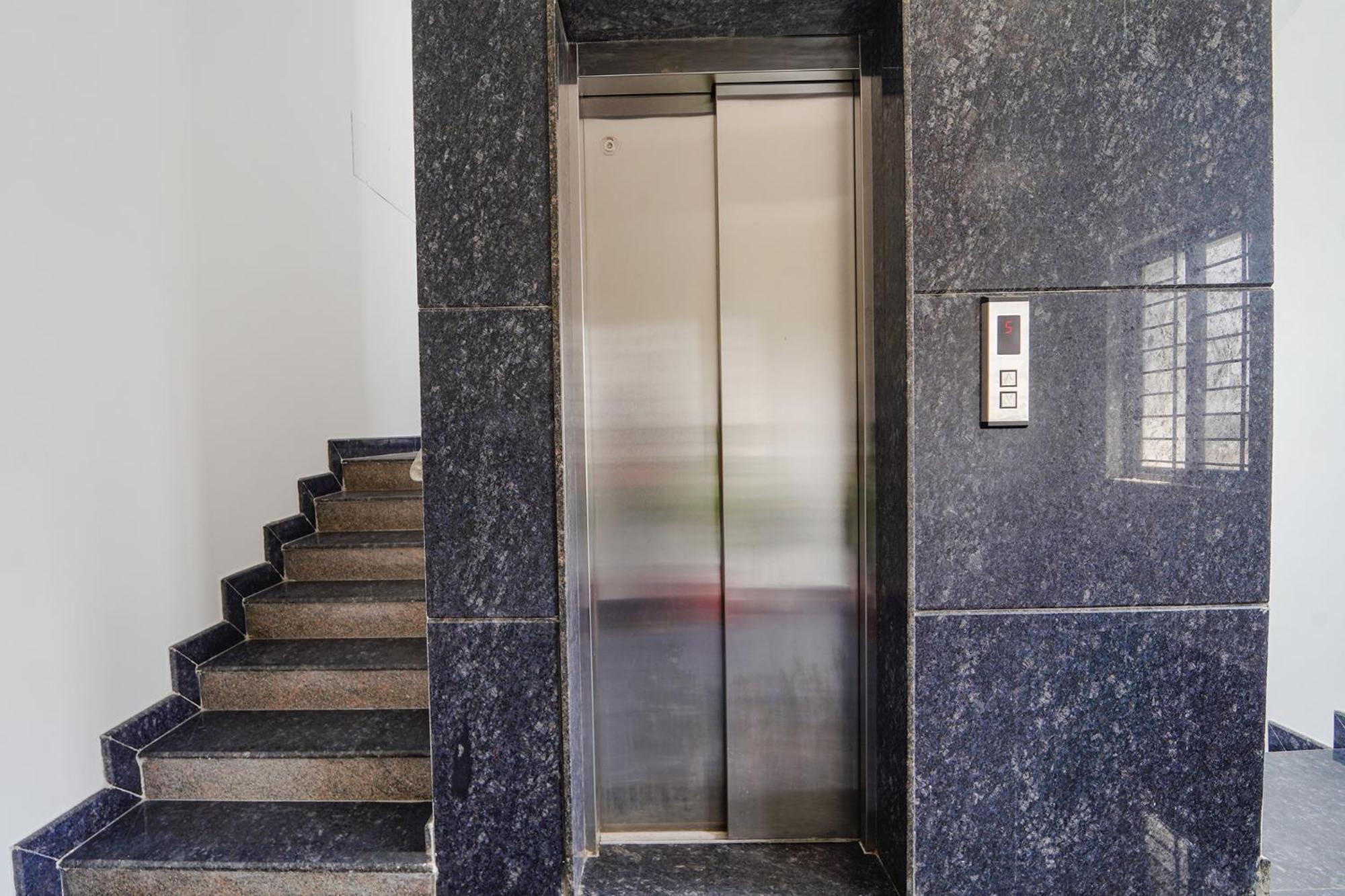Fabhotel Metro Suites - Nr Esi Hospital Bangalore Ngoại thất bức ảnh