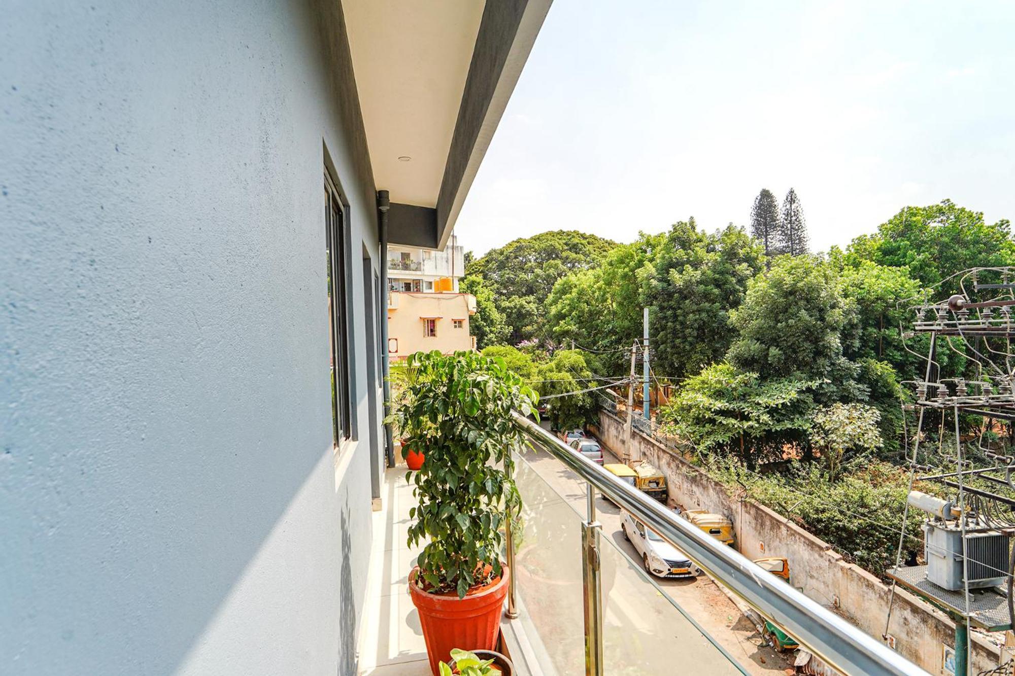 Fabhotel Metro Suites - Nr Esi Hospital Bangalore Ngoại thất bức ảnh